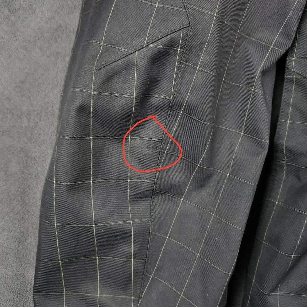 The North Face Cryptic‎ Jacket Mens Small Black Grid Pattern Insulated Snowboard
